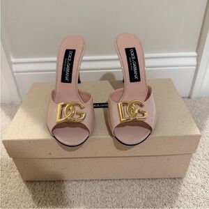 Dolce & Gabbana Vernice Pastel Pink Patent Leather Stiletto Mule Sandals